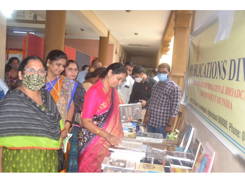 DPD Hyderabad participated in threeday ROB Hyderabad exhibition on the occasion of Constitution Day as a part of Azadi Ka Amrit Mahotsav